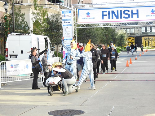 Houston 8K 2022 Banana Runners at Finish Line